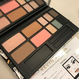 NWT Kevin Aucoin Art of Makeup Palette